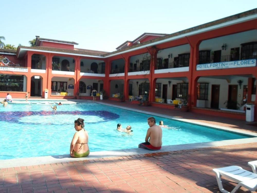Hotel Fortin De Las Flores Exterior photo